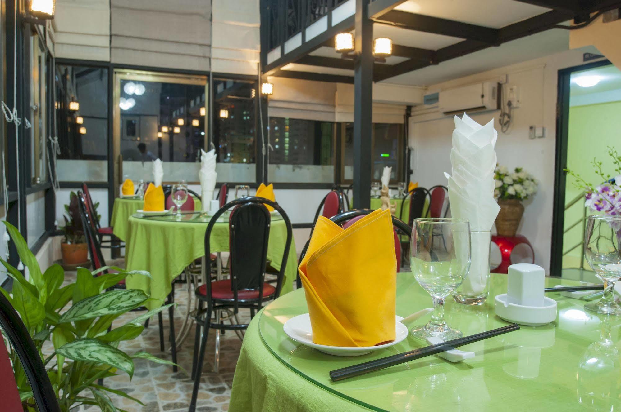 Agga Youth Hotel Yangon Exterior foto